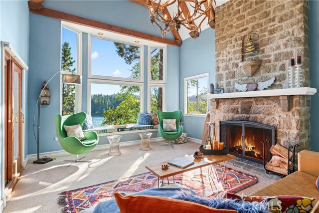 28019 North Shore Road, Lake Arrowhead CA: https://media.crmls.org/medias/fd16a09a-b49a-4b54-a2bb-5750d062ddc8.jpg