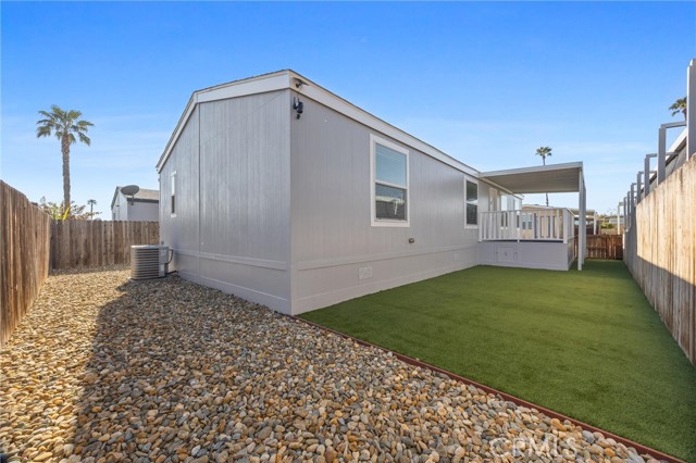 Detail Gallery Image 33 of 36 For 256 Mary Kay Ln, Bakersfield,  CA 93308 - 3 Beds | 2 Baths