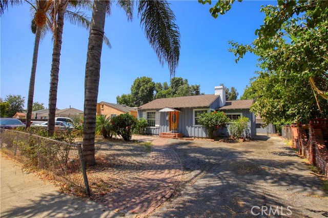 Detail Gallery Image 2 of 22 For 7339 Baird Ave, Reseda,  CA 91335 - 3 Beds | 1 Baths