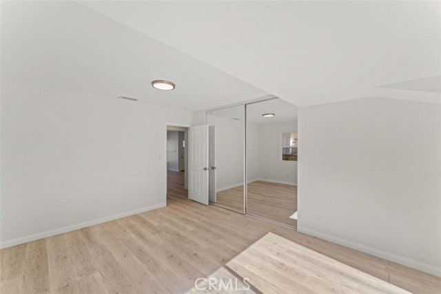 Detail Gallery Image 28 of 32 For 14722 Strathern, Panorama City,  CA 91402 - 5 Beds | 3 Baths