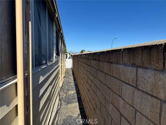 9080 Bloomfield Ave Avenue, Cypress CA: https://media.crmls.org/medias/fd191cad-ce1f-493b-a62b-71146288b420.jpg