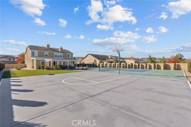 Detail Gallery Image 49 of 55 For 3625 Paddock Way, Quartz Hill,  CA 93536 - 6 Beds | 4/2 Baths