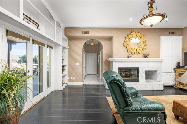 Detail Gallery Image 5 of 44 For 613 E Sunset Dr, Redlands,  CA 92373 - 6 Beds | 6 Baths