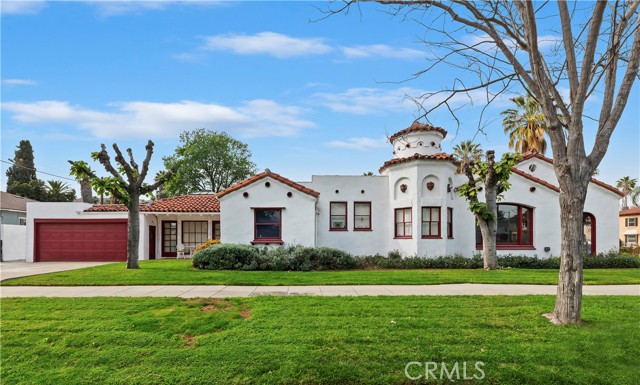 Image 6 of 73 For 4202 University