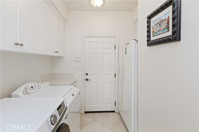 Detail Gallery Image 13 of 59 For 1140 Kendrick Ct, Corona,  CA 92881 - 5 Beds | 5/1 Baths