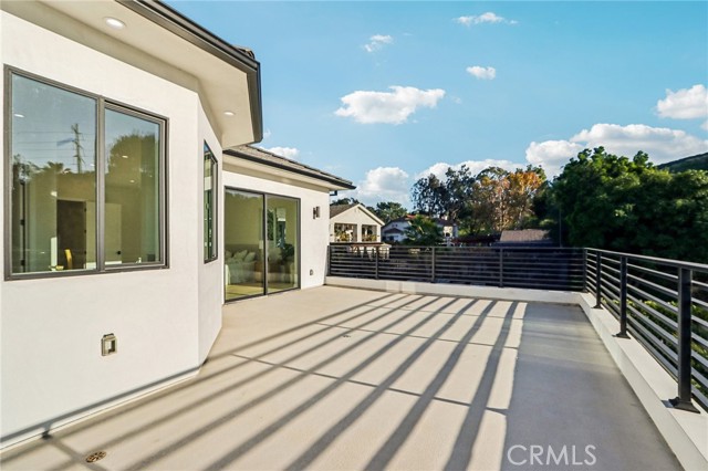 Detail Gallery Image 44 of 75 For 10511 Mary Bell Ave, Shadow Hills,  CA 91040 - 5 Beds | 5/1 Baths