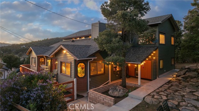 Detail Gallery Image 1 of 41 For 1841 Golden Rod Ave, Big Bear City,  CA 92314 - 4 Beds | 2/1 Baths