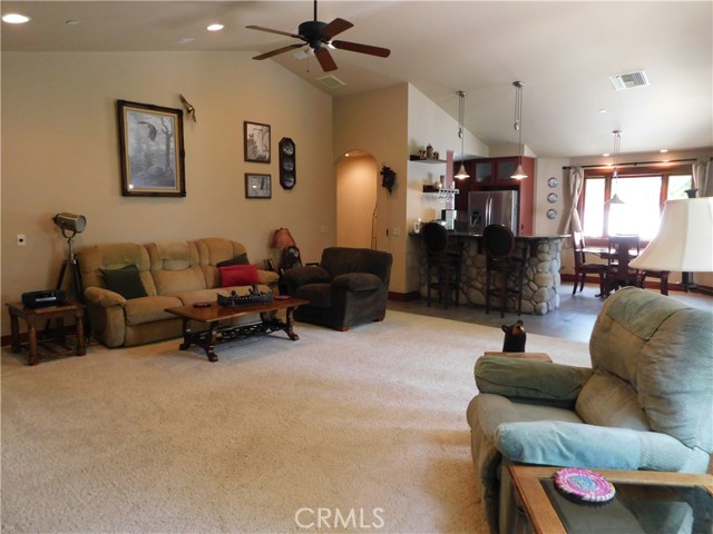 36976 SYCAMORE Drive, Mountain Home Village CA: https://media.crmls.org/medias/fd1d4220-2950-4cfb-baef-a2654af311d8.jpg