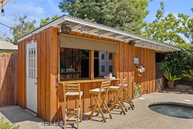 1491 Saratoga Drive, Chico CA: https://media.crmls.org/medias/fd1dd379-eff4-44b1-9739-9565448718c8.jpg