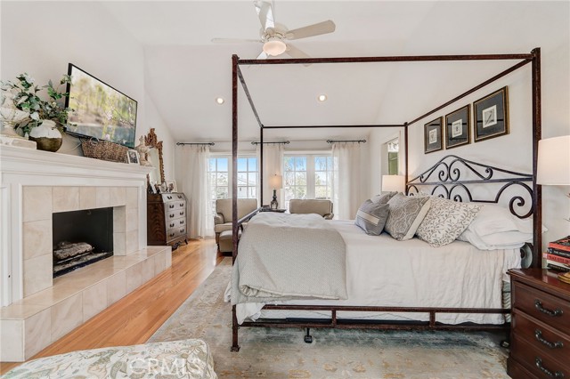 Detail Gallery Image 29 of 70 For 2025 E Balboa, Newport Beach,  CA 92661 - 4 Beds | 4 Baths