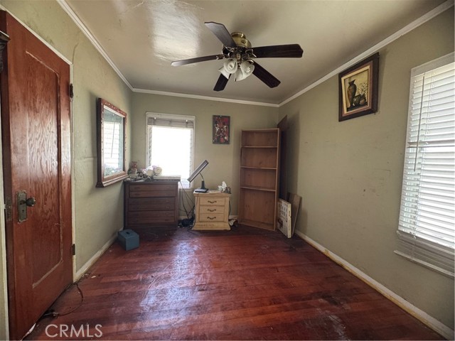 Detail Gallery Image 6 of 17 For 419 N Mott, Los Angeles,  CA 90033 - 5 Beds | 3 Baths