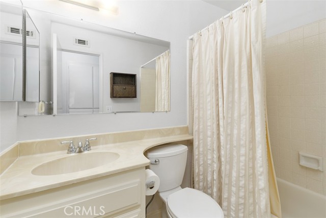 2797 Persimmon Place, Riverside CA: https://media.crmls.org/medias/fd1f24d0-dbc4-4015-bb9a-f35d55352c24.jpg