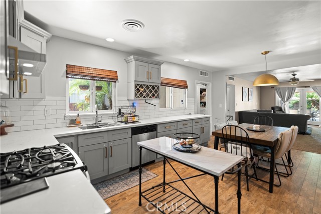 2608 Temple Lane, Bakersfield CA: https://media.crmls.org/medias/fd1fa64c-2853-4603-a7fd-a3ff8894cc81.jpg