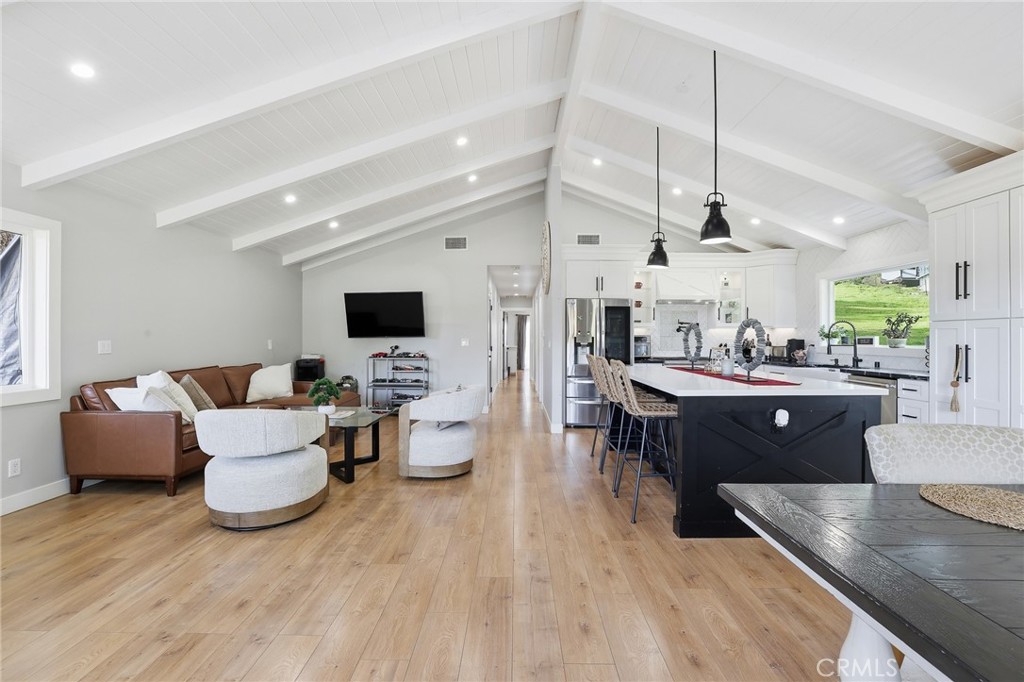 23956 Los Rosas Street