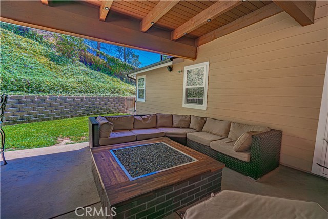 Detail Gallery Image 45 of 65 For 22422 Los Rogues Dr, Saugus,  CA 91350 - 4 Beds | 3/1 Baths