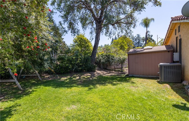 Detail Gallery Image 35 of 38 For 645 Alta Loma Dr, Redlands,  CA 92373 - 4 Beds | 2 Baths