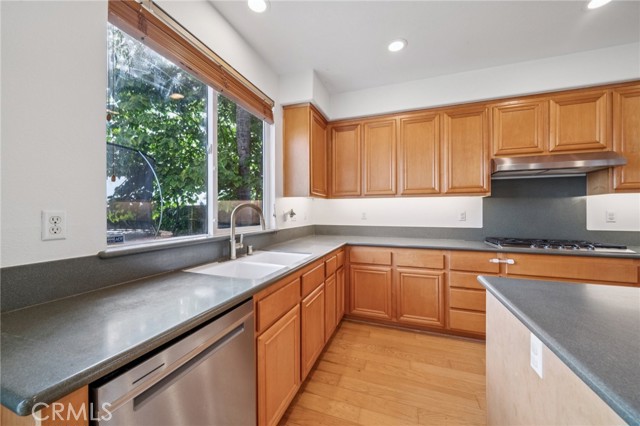 Detail Gallery Image 22 of 75 For 29301 Henderson Ln, Highland,  CA 92346 - 4 Beds | 2/1 Baths