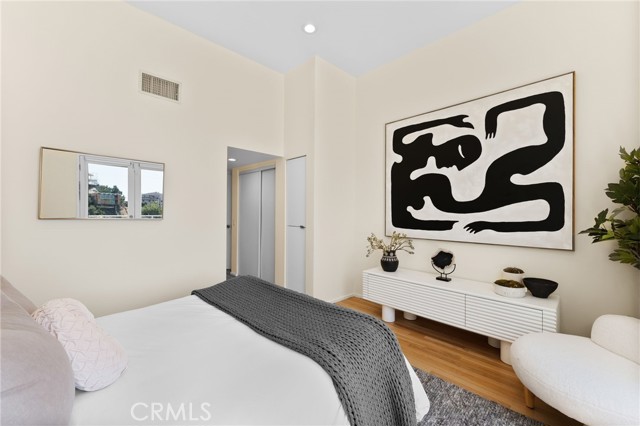 Detail Gallery Image 42 of 57 For 1690 N Crescent Heights Bld, Los Angeles,  CA 90069 - 3 Beds | 4 Baths