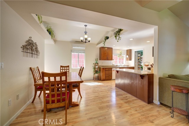 4887 Arizona Avenue, Atascadero CA: https://media.crmls.org/medias/fd21840a-72a8-4e19-b297-6367d24f40bb.jpg
