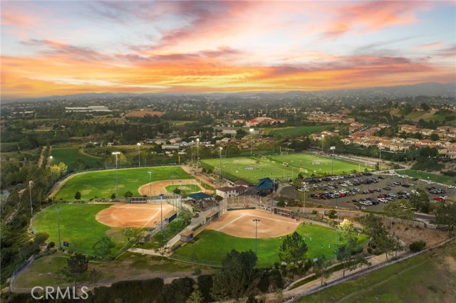 Detail Gallery Image 47 of 51 For 1704 Laurelwood, Oceanside,  CA 92056 - 3 Beds | 2/1 Baths