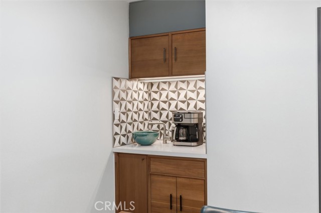 Detail Gallery Image 7 of 34 For 4415 Lime, Long Beach,  CA 90807 - 4 Beds | 3 Baths