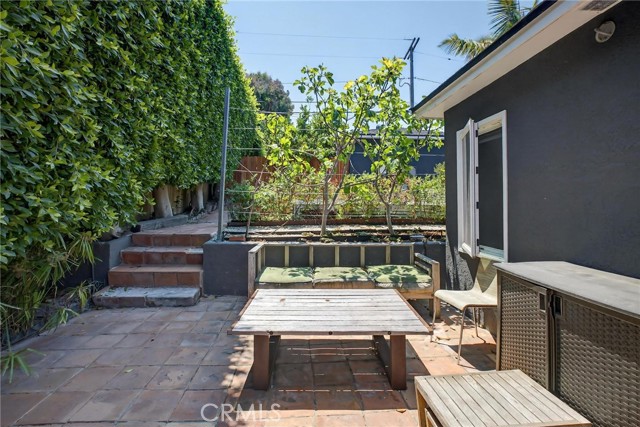 Detail Gallery Image 22 of 27 For 608 35th St, Manhattan Beach,  CA 90266 - 3 Beds | 2 Baths