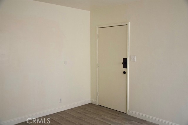 Detail Gallery Image 8 of 16 For 1945 W Vernon, Los Angeles,  CA 90062 - 5 Beds | 4 Baths