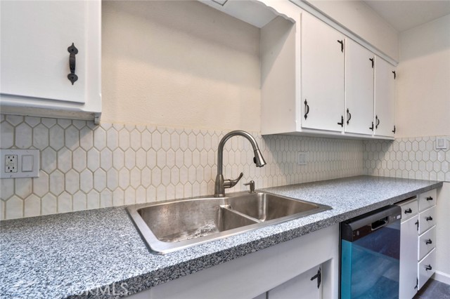 Detail Gallery Image 19 of 46 For 1101 Kensington Dr, Merced,  CA 95340 - 4 Beds | 2 Baths