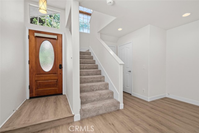 Detail Gallery Image 5 of 25 For 2525 Orange Ave #C,  Costa Mesa,  CA 92627 - 3 Beds | 2/1 Baths