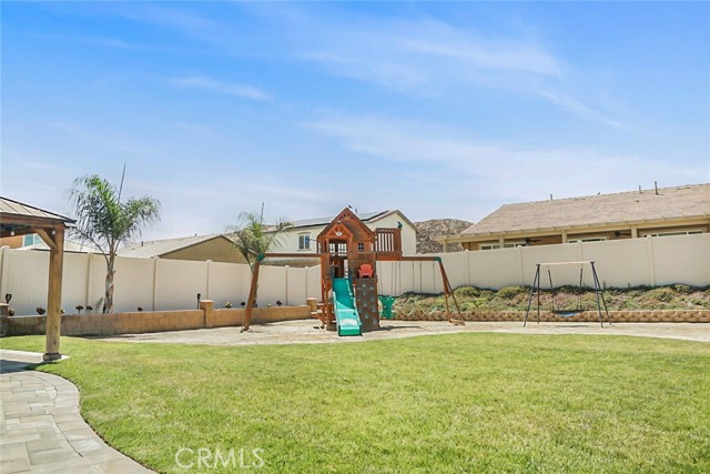 32159 Pony Tracks Court, Winchester CA: https://media.crmls.org/medias/fd261b18-bb9e-4627-88c8-a0326fe1275b.jpg
