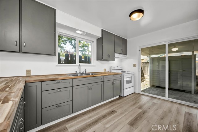 Detail Gallery Image 7 of 18 For 70 Lupoyoma Ave, Lakeport,  CA 95453 - 2 Beds | 1 Baths