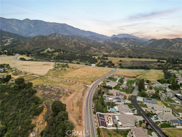 Detail Gallery Image 14 of 75 For 38256 Wild Poppy, Yucaipa,  CA 92399 - 4 Beds | 3 Baths