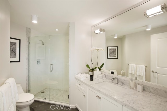 Detail Gallery Image 3 of 3 For 722 Americana Way #M537,  Glendale,  CA 91210 - 1 Beds | 1 Baths