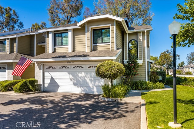 26065 Las Flores, Mission Viejo CA: https://media.crmls.org/medias/fd277a97-9895-4747-b1cb-8c4dcc815eaa.jpg