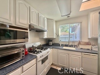 Detail Gallery Image 9 of 15 For 1022 E Birchcroft St, Arcadia,  CA 91006 - 4 Beds | 3 Baths