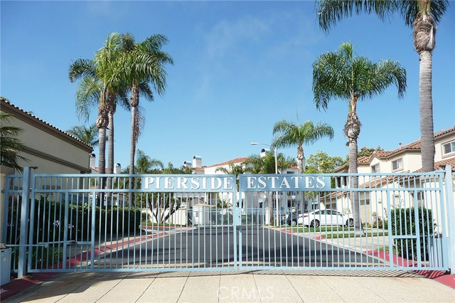 507 Pierside Circle, Huntington Beach, CA 92648