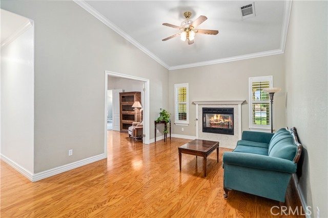 2608 Desert Rose Drive, Lancaster CA: https://media.crmls.org/medias/fd28609c-89b0-45a9-8d20-b47bb2ce7630.jpg