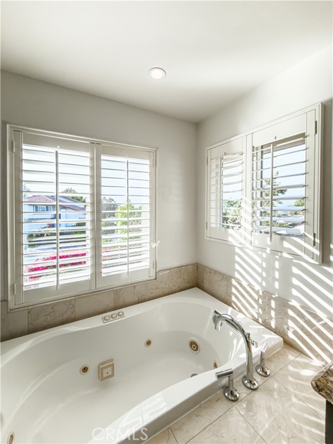 Detail Gallery Image 37 of 42 For 2116 Kings View, Hacienda Heights,  CA 91745 - 4 Beds | 5 Baths