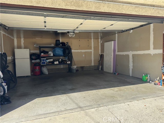 Detail Gallery Image 2 of 8 For 13851 Los Angeles #B,  Baldwin Park,  CA 91706 - 2 Beds | 1/1 Baths