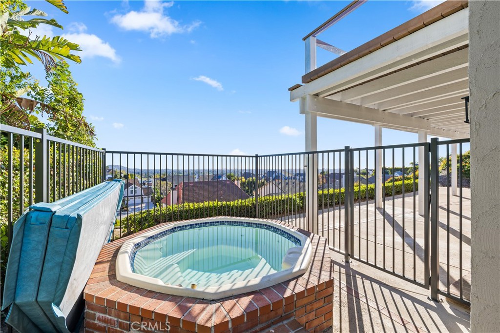 MLS #OC25231076 image #42