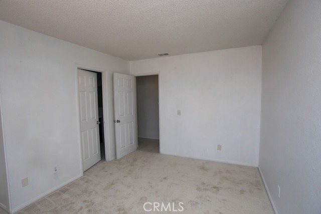 Detail Gallery Image 9 of 10 For 1003 Lightcap St, Lancaster,  CA 93535 - 2 Beds | 2 Baths