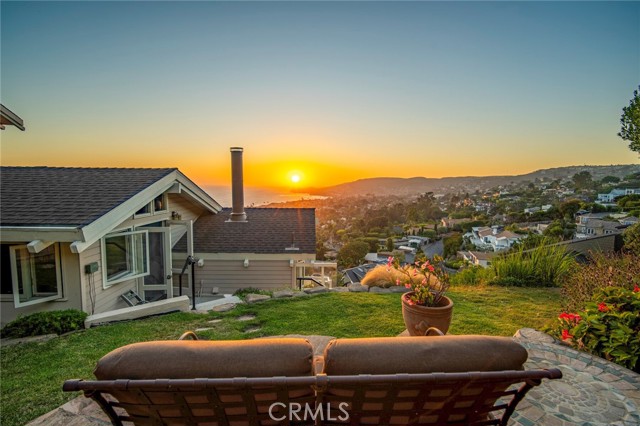 Detail Gallery Image 49 of 56 For 2108 Crestview Dr, Laguna Beach,  CA 92651 - 3 Beds | 2 Baths