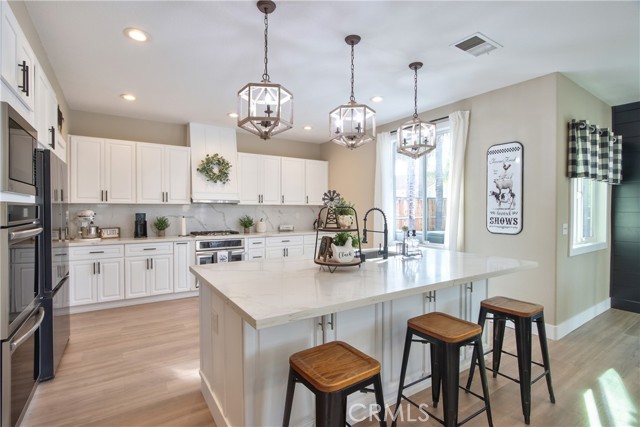 Detail Gallery Image 11 of 62 For 29419 Shady, Murrieta,  CA 92563 - 5 Beds | 3 Baths