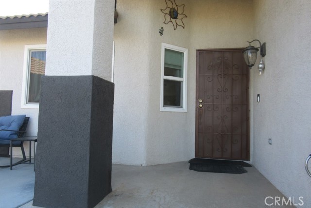 Detail Gallery Image 3 of 28 For 13531 Thistle St, Victorville,  CA 92392 - 3 Beds | 2 Baths