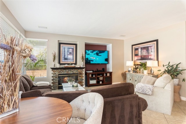 Image 11 of 26 For 757 Navarro Drive