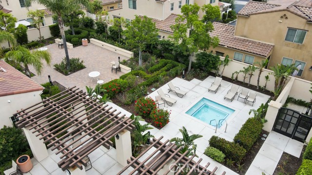 20212 Pienza Lane, Porter Ranch CA: https://media.crmls.org/medias/fd2b90ee-0292-4c48-8102-cc7b4627ce79.jpg