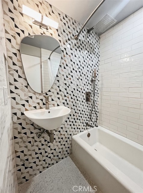 Detail Gallery Image 16 of 24 For 1523 E San Lorenzo, Palm Springs,  CA 92264 - 5 Beds | 5 Baths