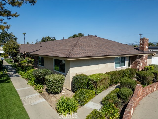 Detail Gallery Image 5 of 25 For 1921 Sherry, Santa Ana,  CA 92705 - 3 Beds | 2 Baths