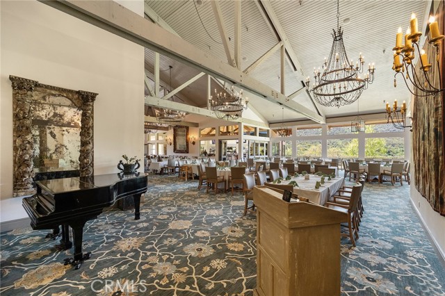 29122 Laurel Valley Drive, Vista CA: https://media.crmls.org/medias/fd2c1ac7-f3df-4a75-8ead-901be5a0d294.jpg