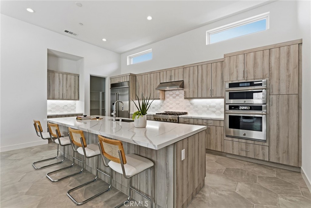 MLS #OC25255465 image #7